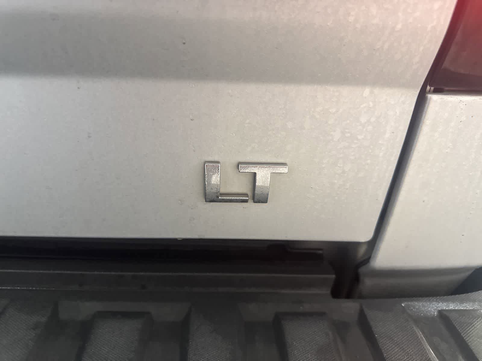 Used 2018 Chevrolet Silverado 1500 LT w/ All Star Edition image 15