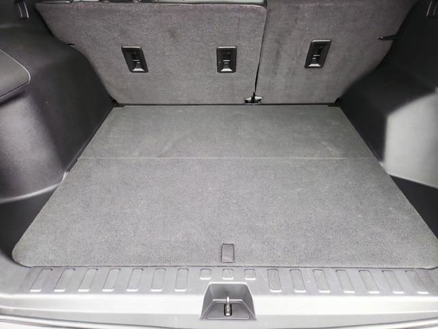 Used 2018 Chevrolet Equinox Premier FWD image 27