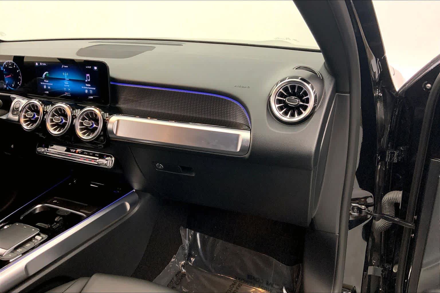 Certified 2022 Mercedes-Benz GLB 250 image 27