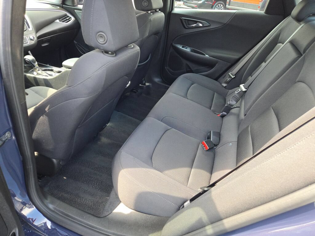 Certified 2025 Chevrolet Malibu LT FWD image 19