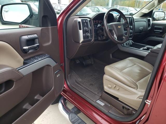 Used 2017 Chevrolet Silverado 1500 LTZ Z71 w/ LTZ Plus Package image 12
