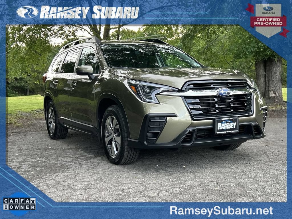 Used 2023 Subaru Ascent Premium w/ Convenience Package AWD/4WD image 1