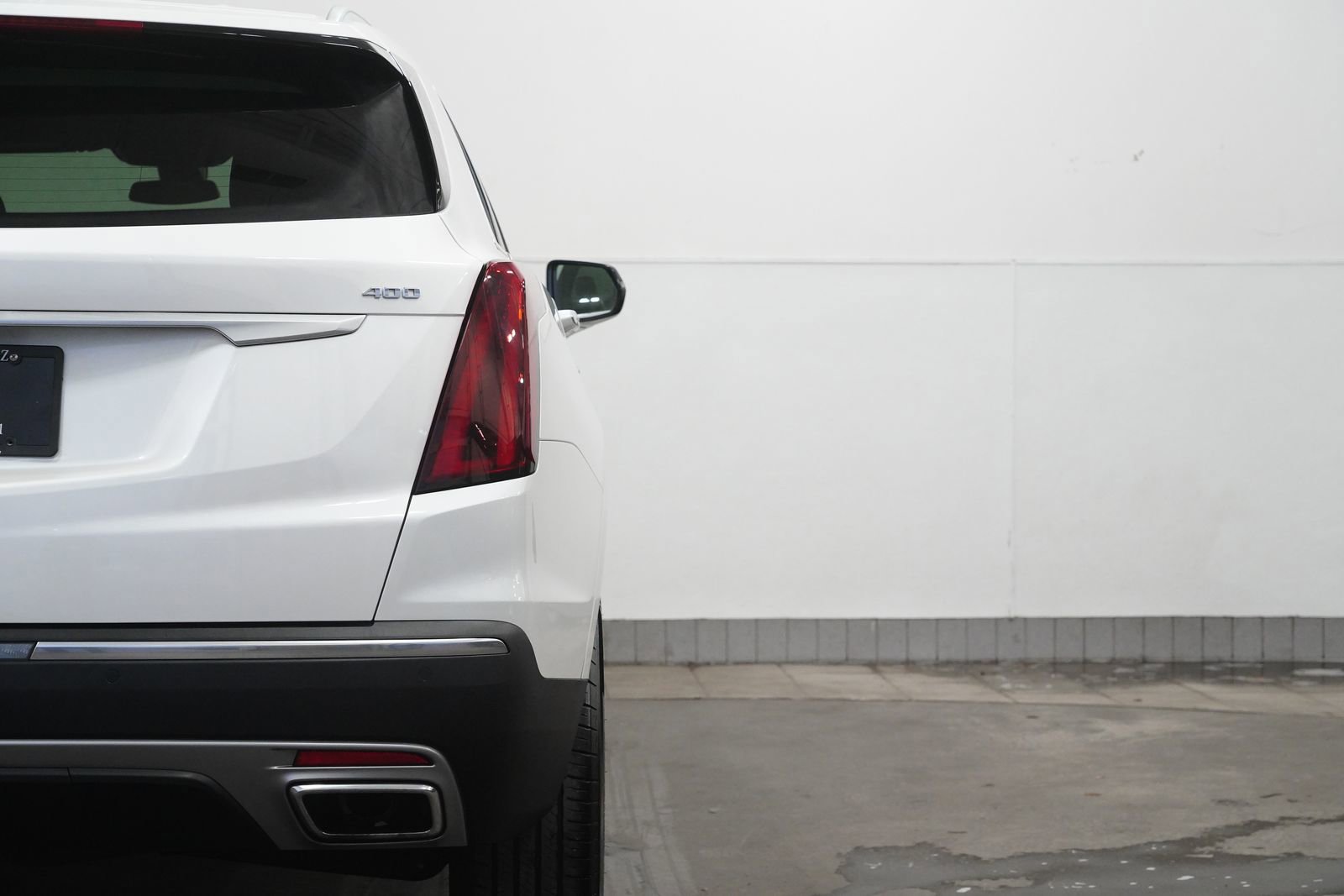 Used 2022 Cadillac XT5 Premium Luxury w/ LPO, Floor Liner Package image 13