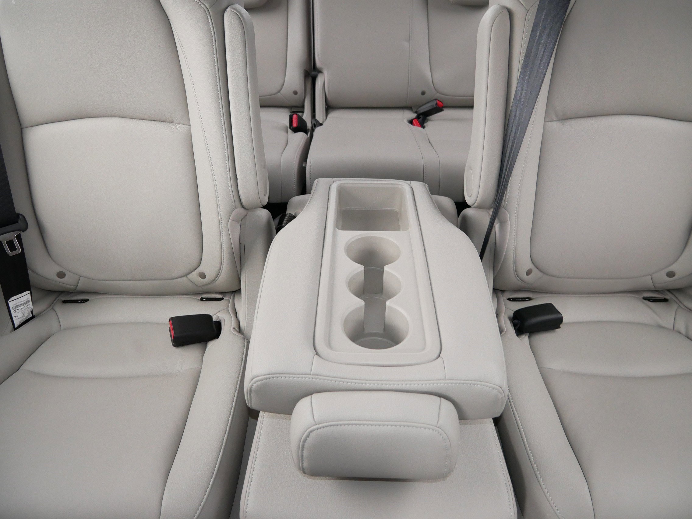 Certified 2026 Honda Odyssey EX-L image 13