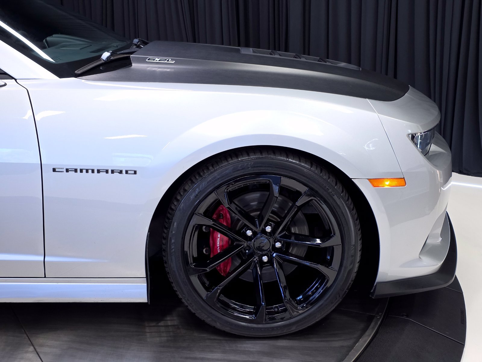 Used 2015 Chevrolet Camaro SS w/ SS Performance Package RWD image 41