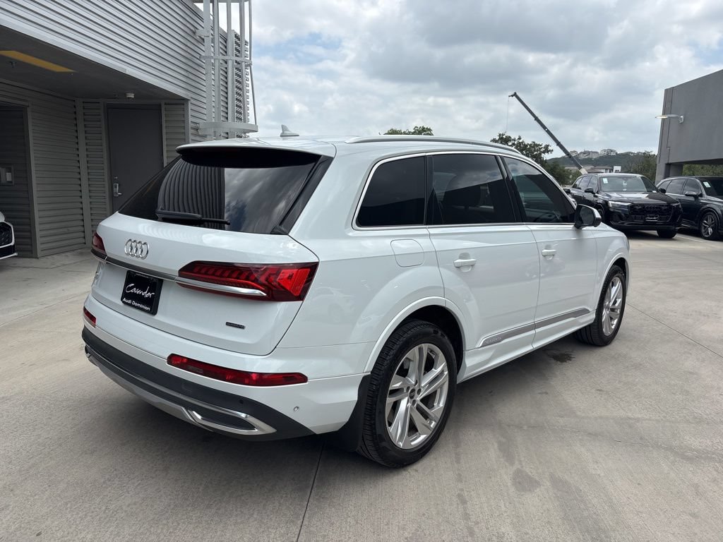 Used 2023 Audi Q7 2.0T Premium Plus w/ Premium Plus Package AWD/4WD image 6