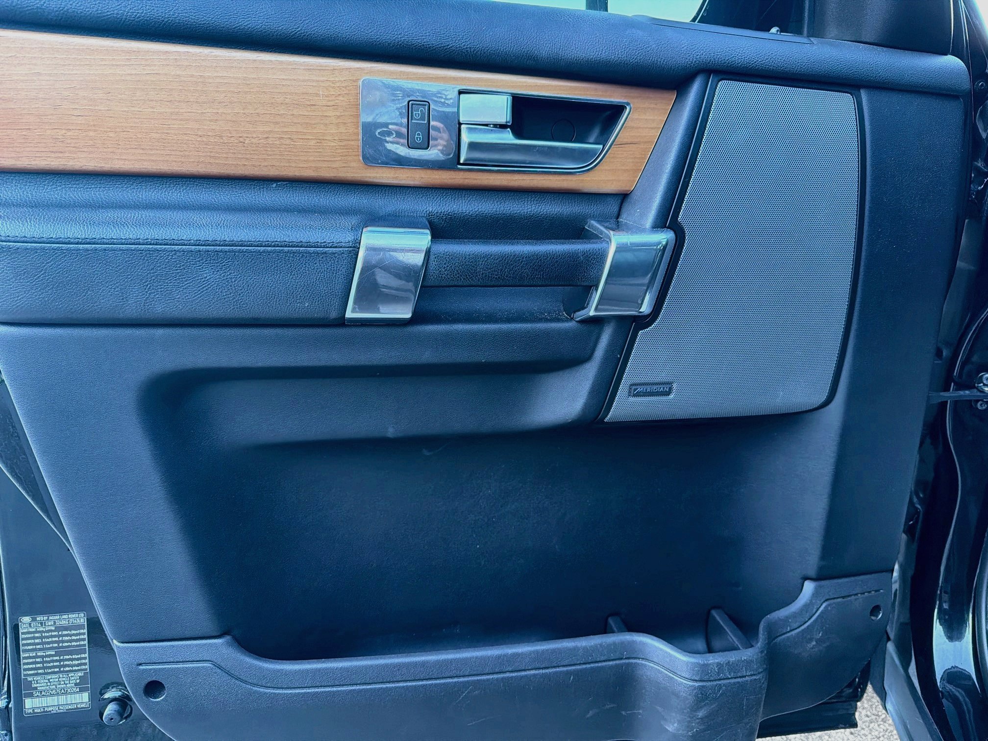 Used 2014 Land Rover LR4 HSE AWD/4WD image 21