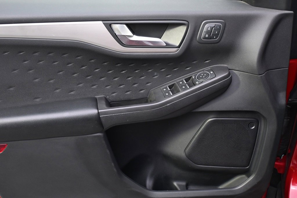 Used 2020 Ford Escape SEL image 22