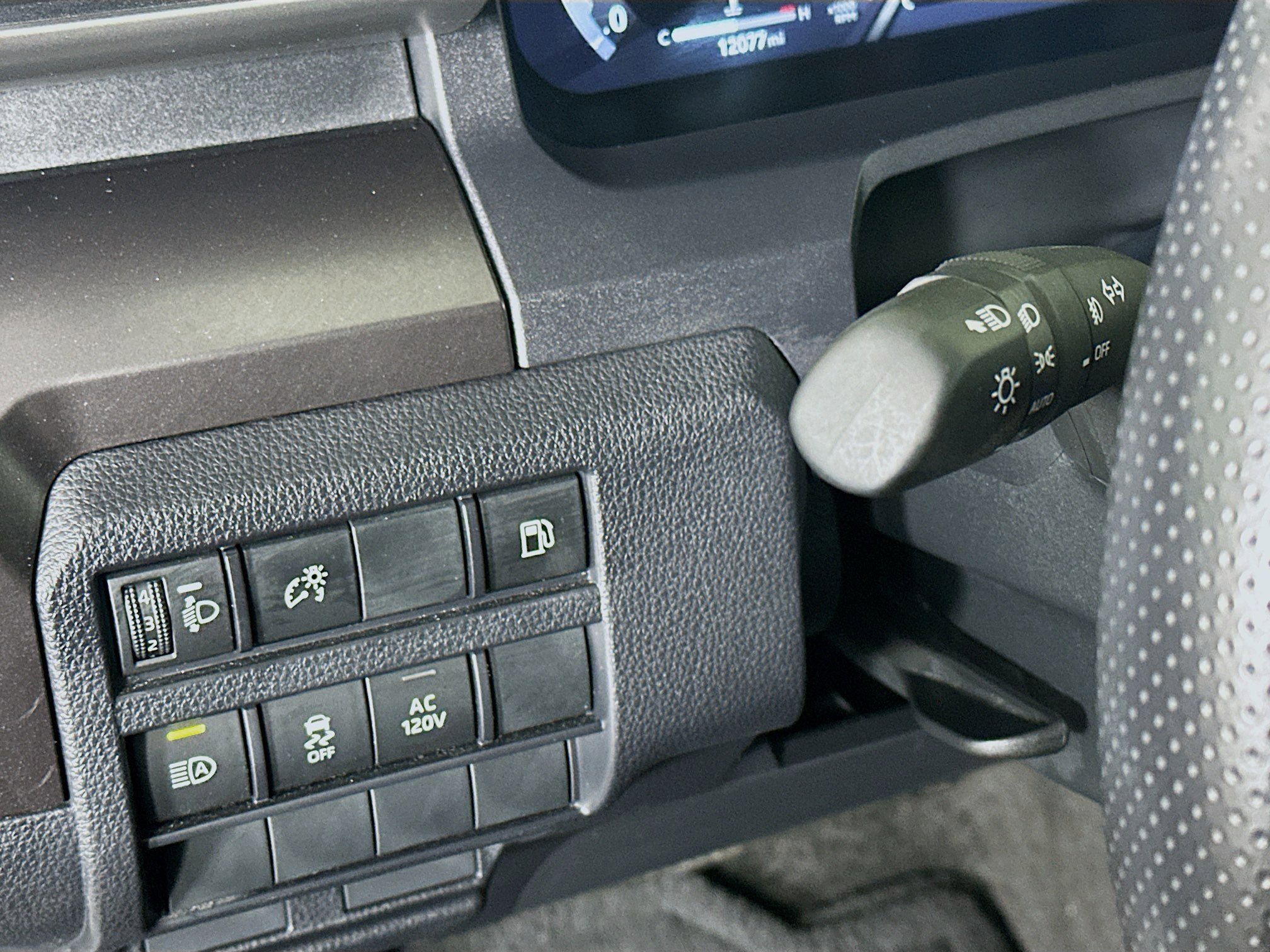 Used 2025 Toyota 4Runner TRD Off-Road image 17