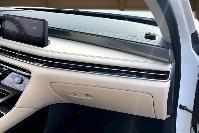 Used 2024 INFINITI QX60 Luxe w/ Cargo Package image 17