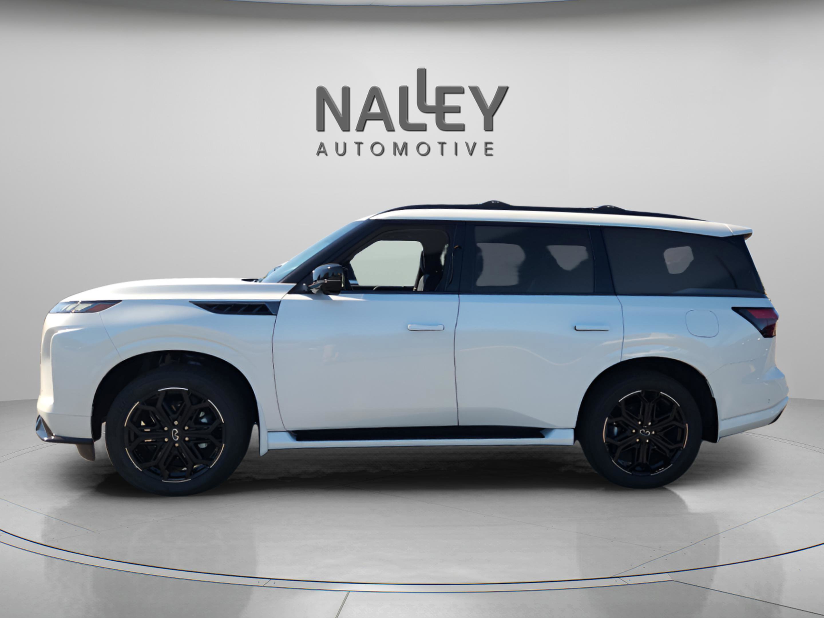 New 2026 INFINITI QX80 4WD image 9