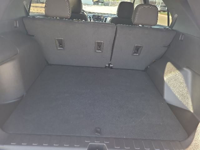 Used 2024 Chevrolet Equinox LS w/ LS Convenience Package FWD image 10