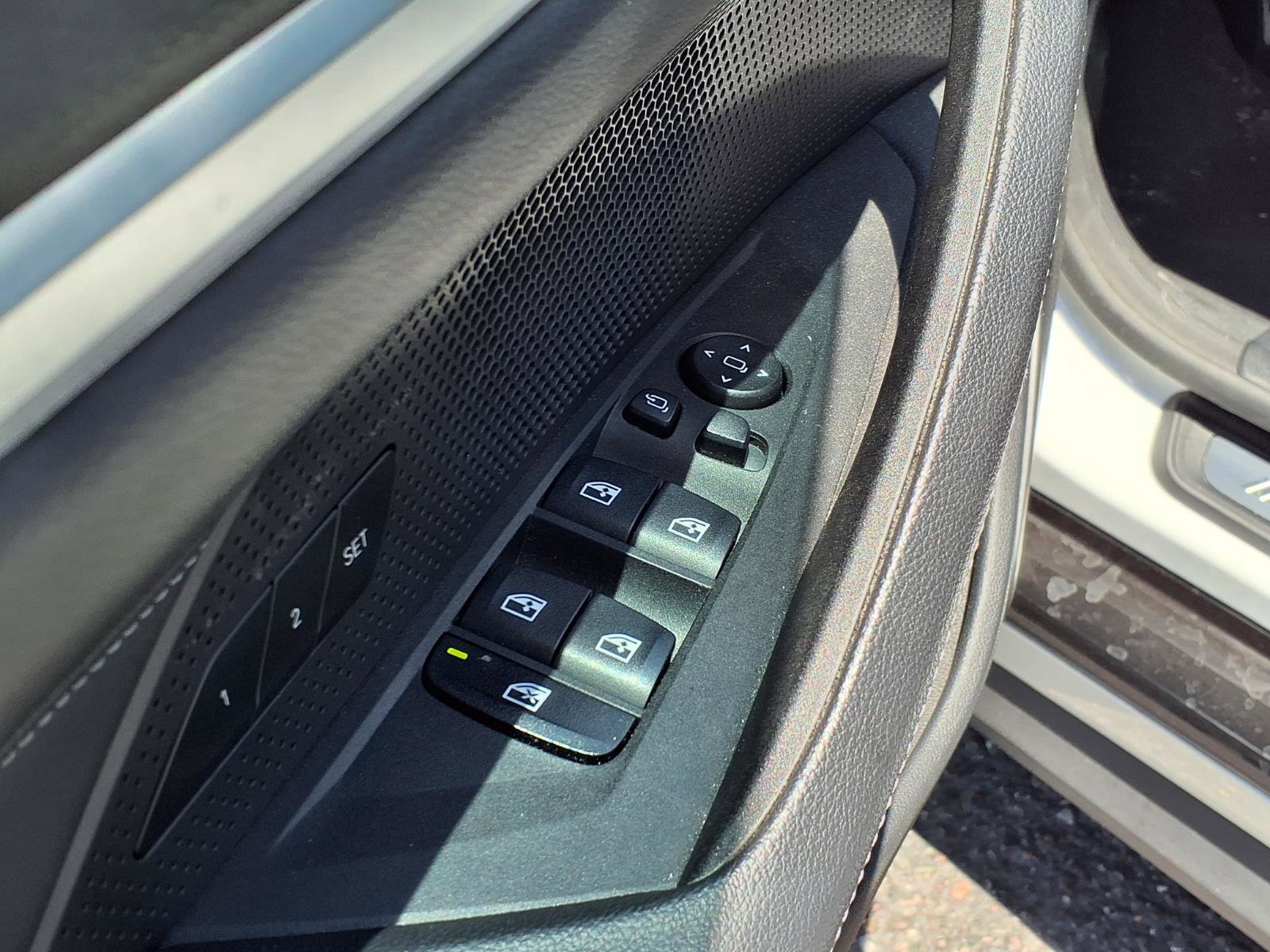 Used 2023 BMW i4 eDrive40 w/ M Sport Package RWD image 20