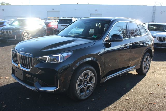 Used 2025 BMW X1 xDrive28i w/ Convenience Package image 4
