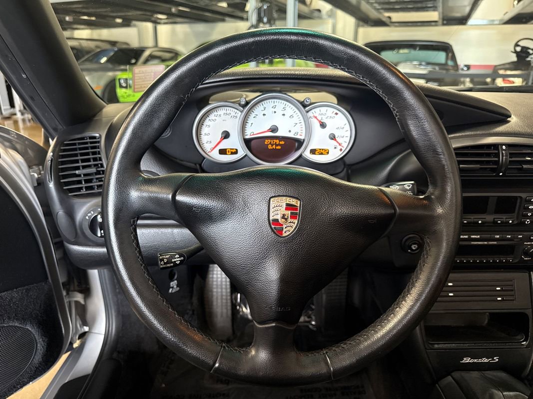 Used 2004 Porsche Boxster S image 93