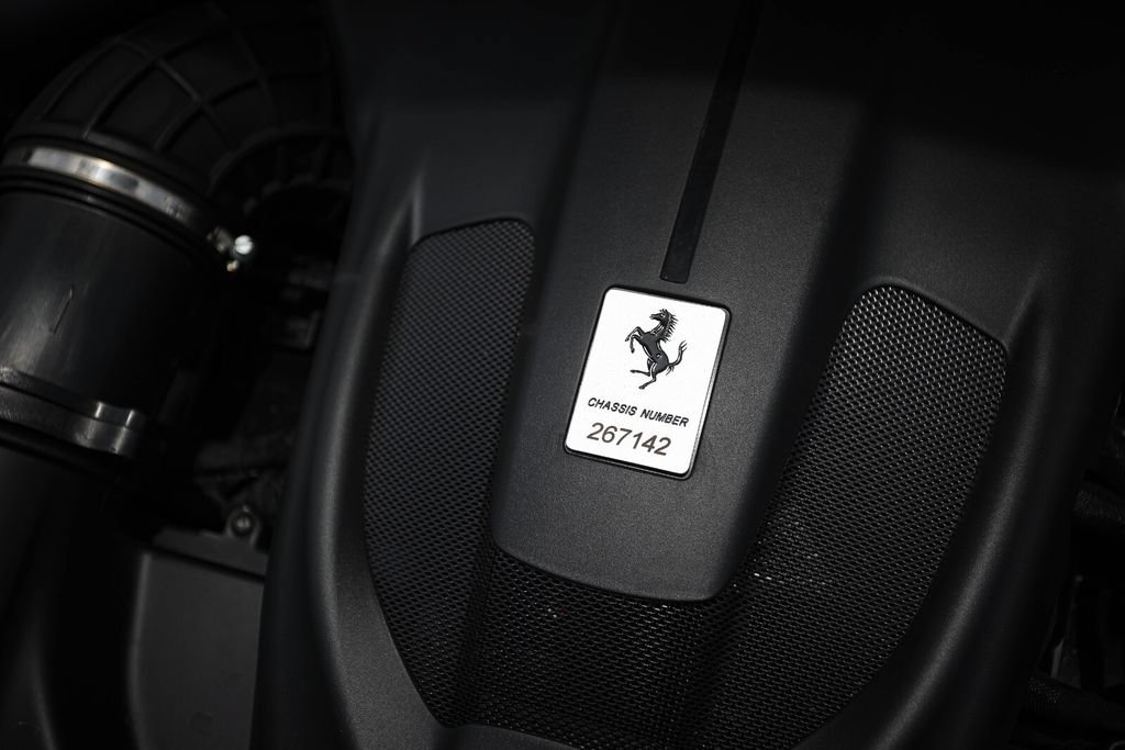 Certified 2021 Ferrari Roma RWD image 23