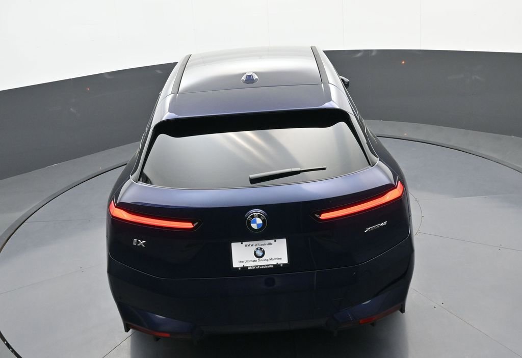 Used 2026 BMW iX xDrive45 w/ Premium Package image 33