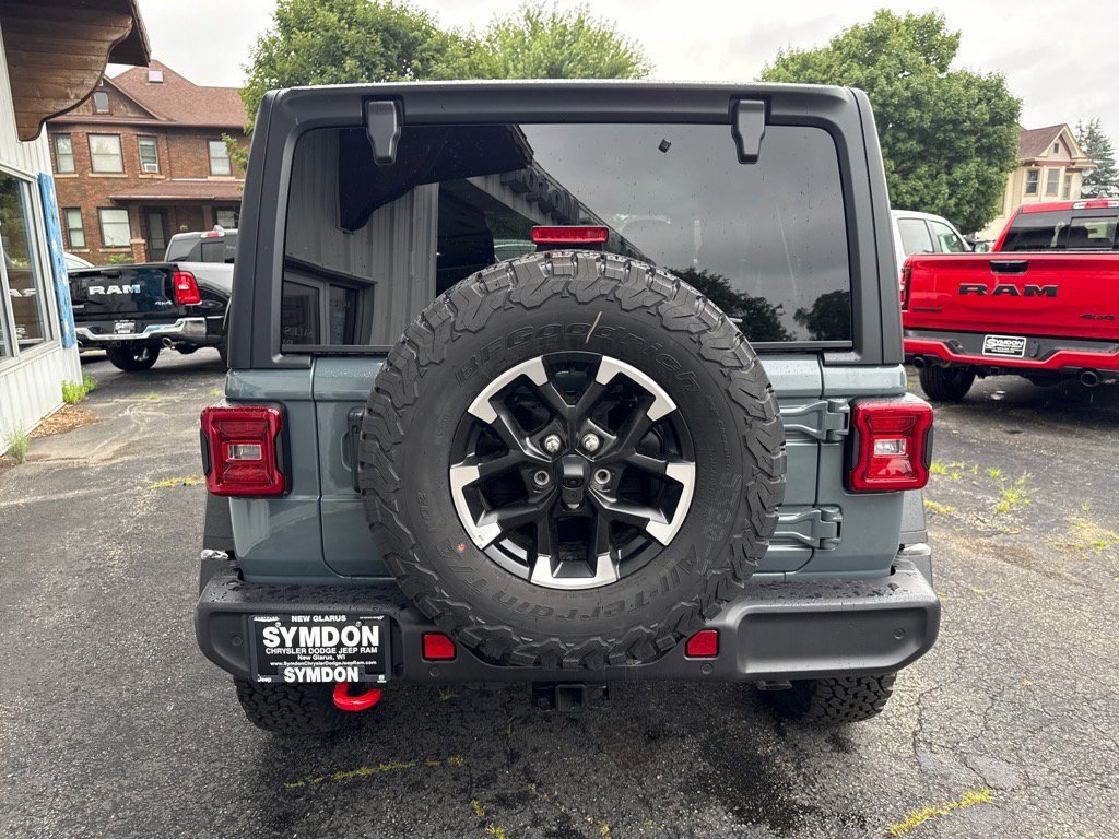 New 2025 Jeep Wrangler Unlimited Rubicon w/ Technology Group image 6
