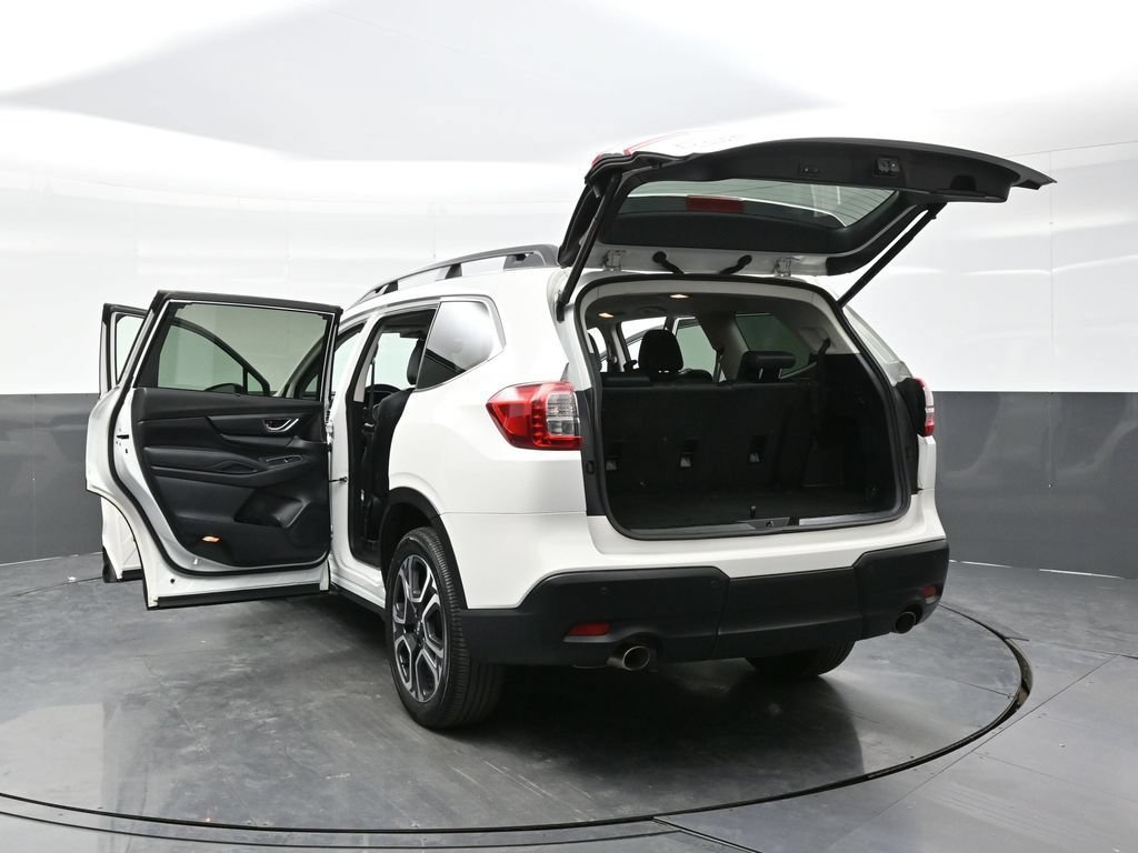 Used 2023 Subaru Ascent Limited AWD/4WD image 43
