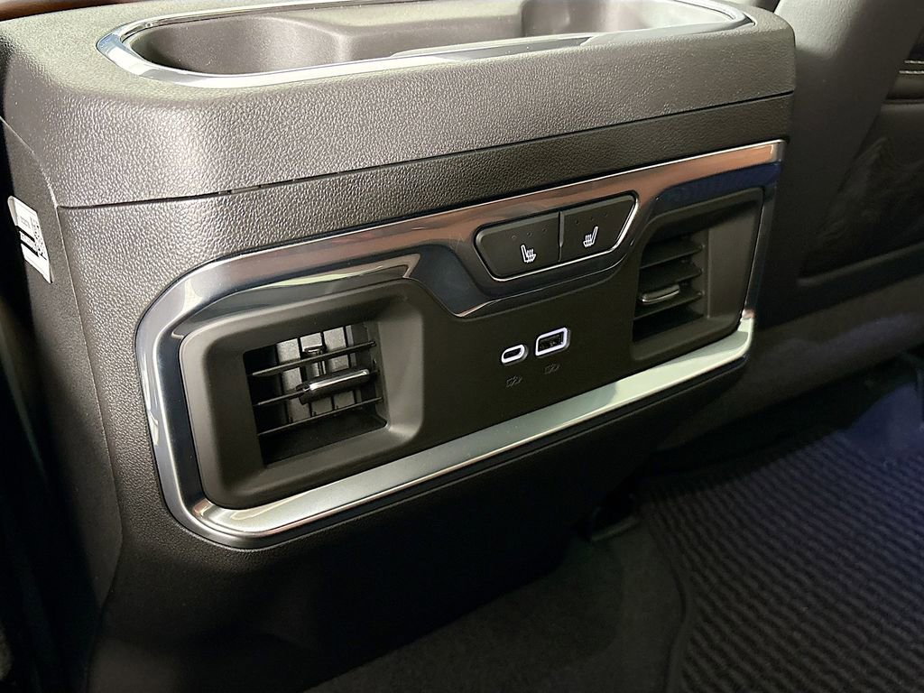 New 2026 GMC Sierra 3500 Denali Ultimate AWD/4WD image 26