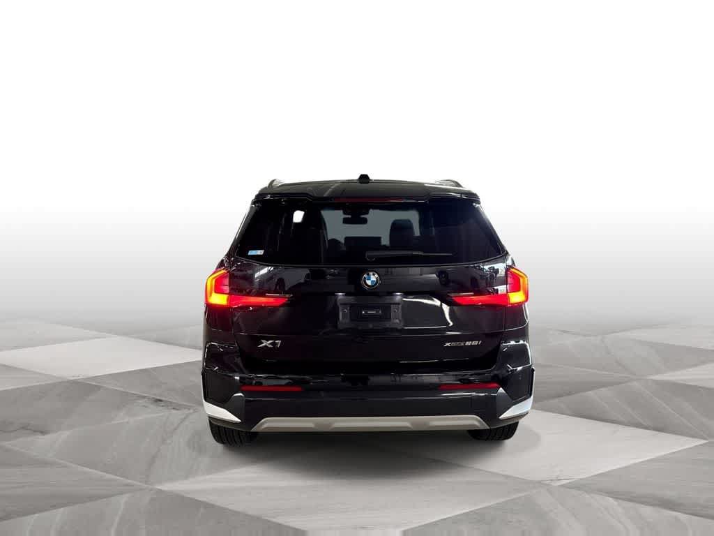 Used 2025 BMW X1 xDrive28i AWD/4WD image 7