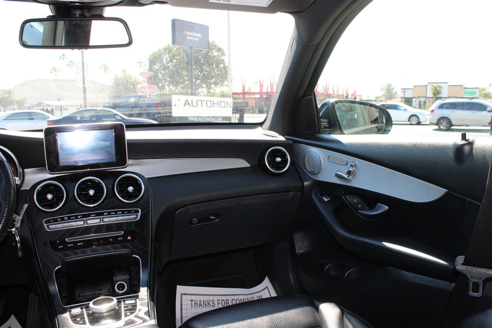 Used 2019 Mercedes-Benz GLC 300 4MATIC w/ Premium Package image 27