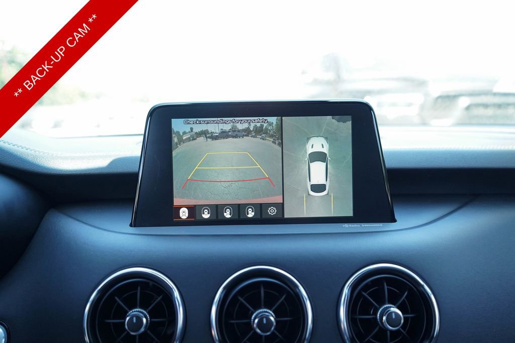 Used 2020 Kia Stinger GT2 RWD image 12