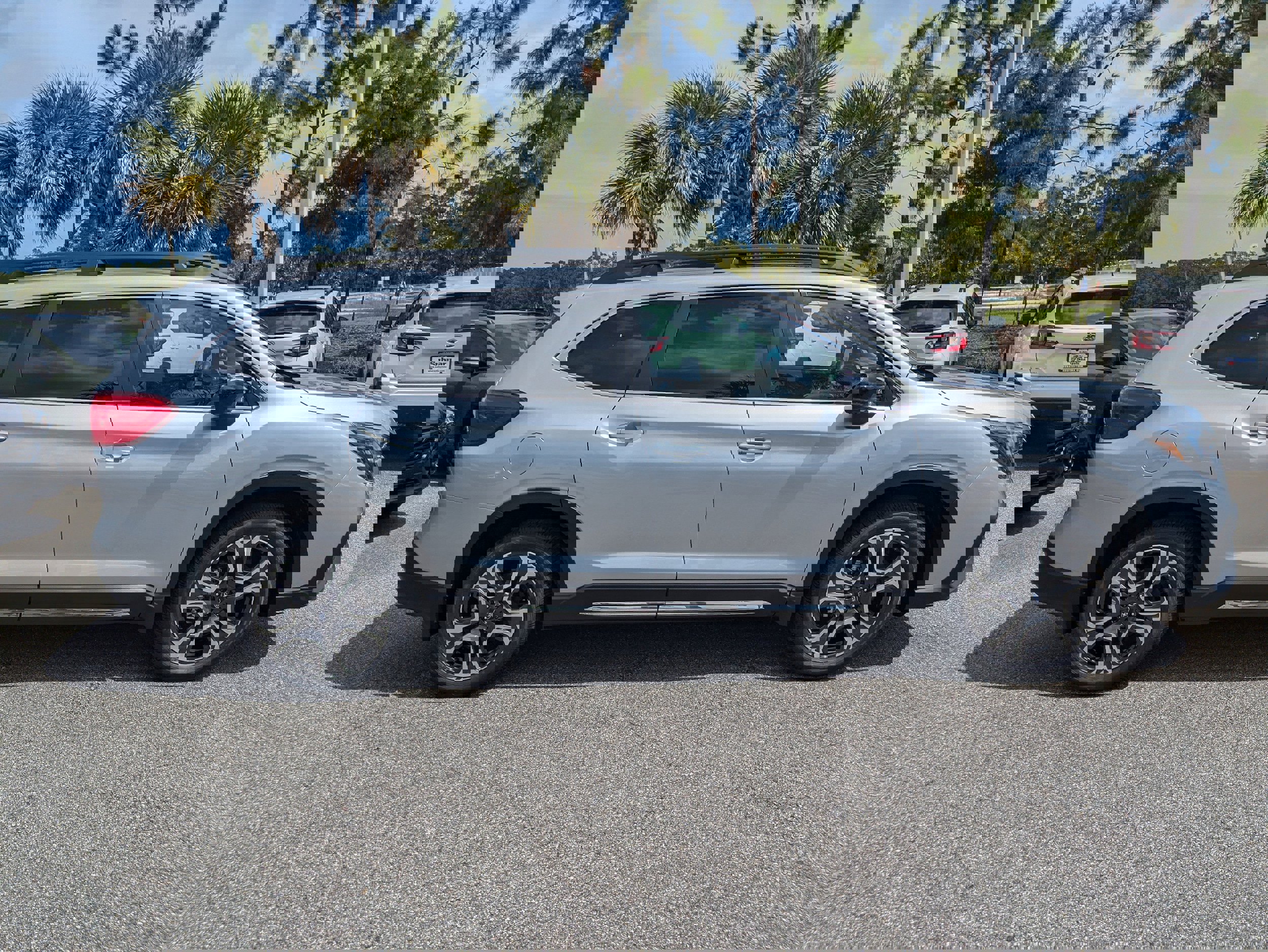 New 2025 Subaru Ascent Limited image 3