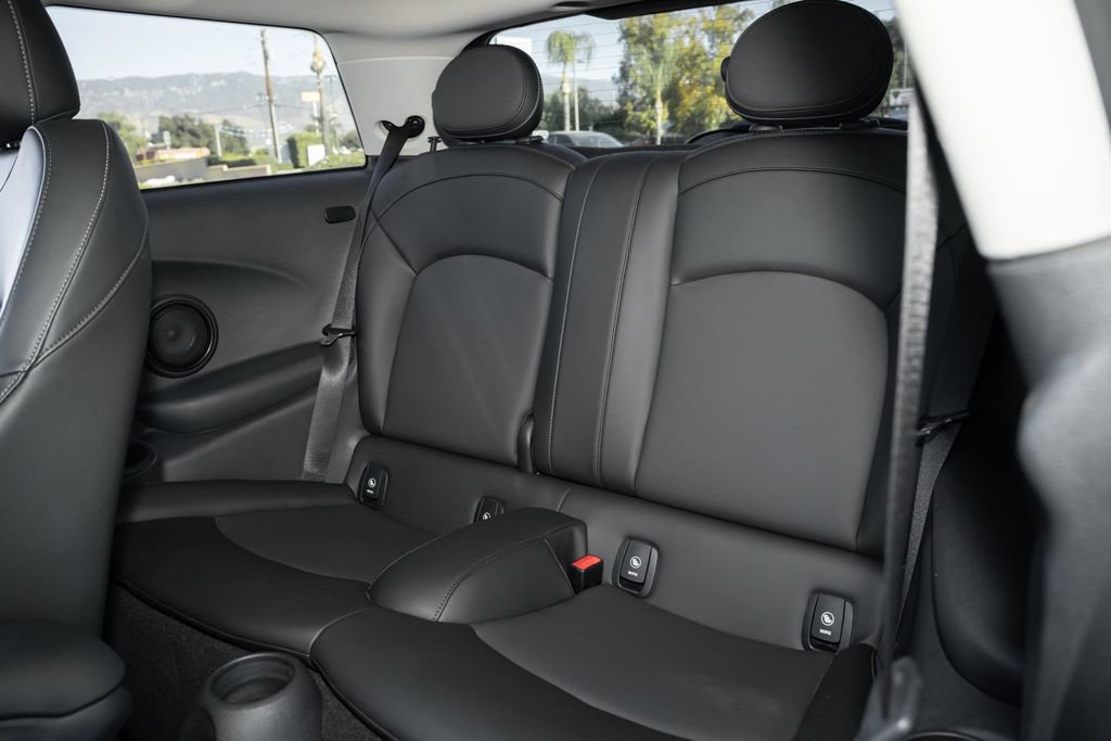 Used 2020 MINI Cooper S FWD image 30