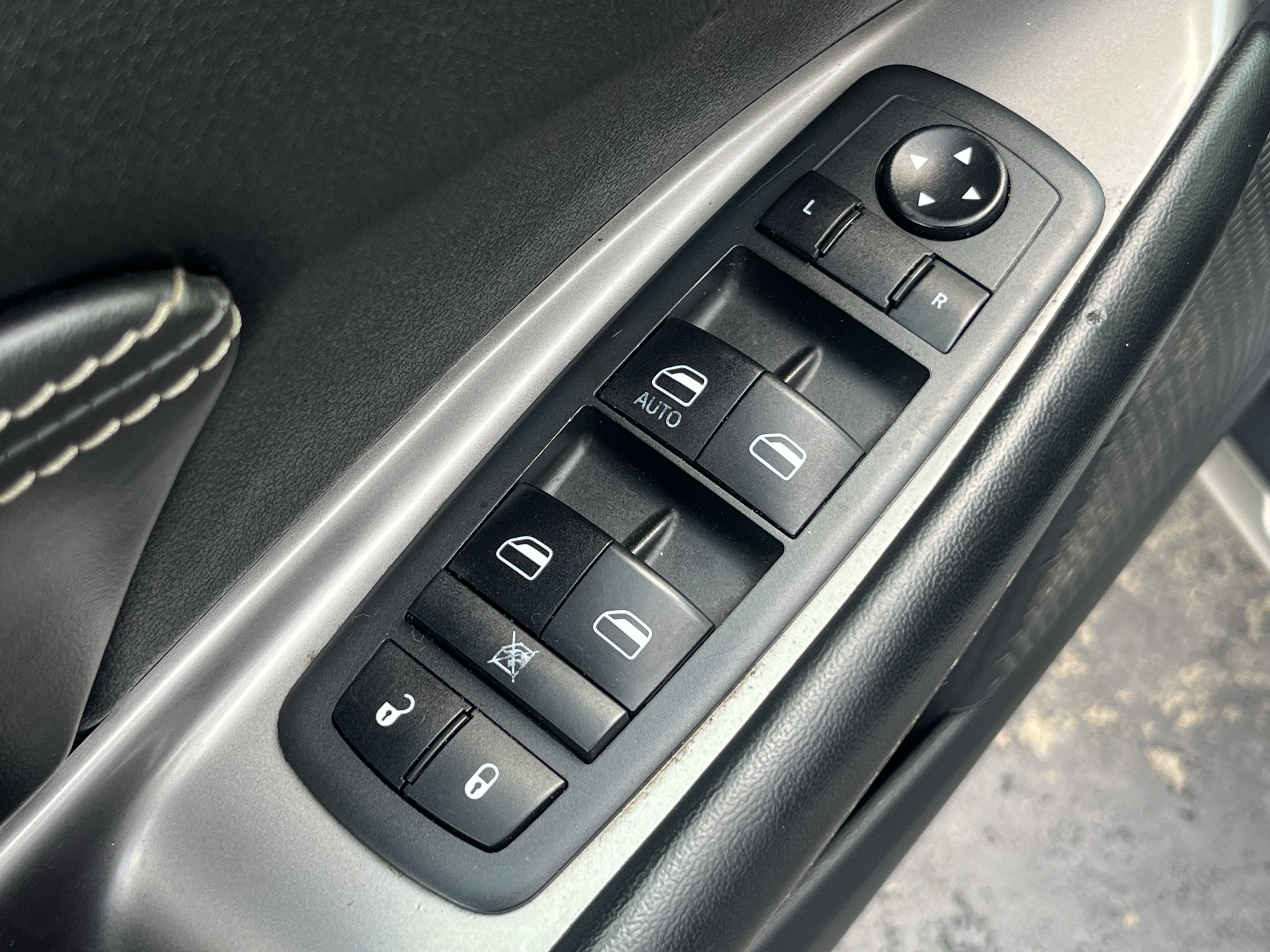 Used 2020 Dodge Journey Crossroad w/ Popular Equipment Group image 26