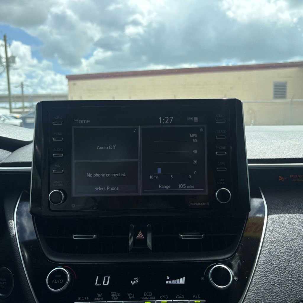 Used 2021 Toyota Corolla SE w/ SE Premium Package image 20