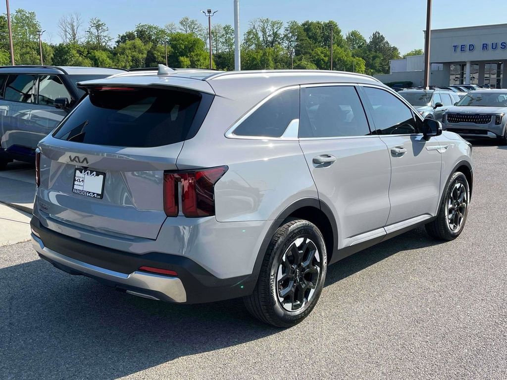 Used 2025 Kia Sorento S w/ Panoramic Sunroof Package FWD image 27