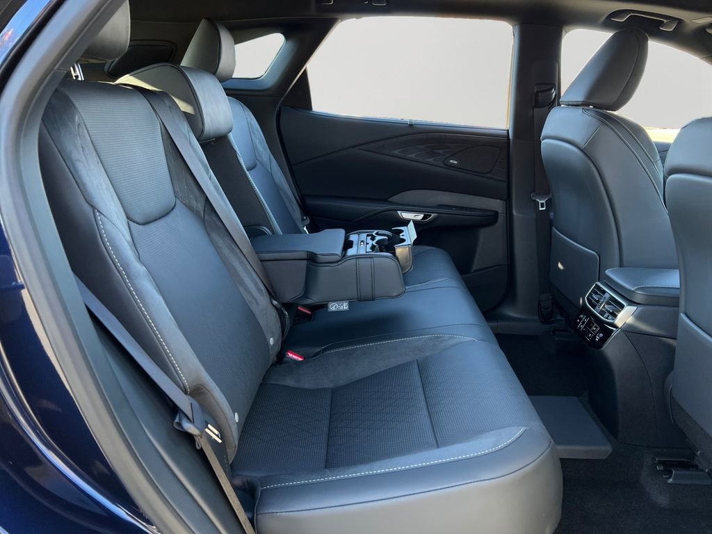 New 2026 Lexus RX 450h AWD image 6