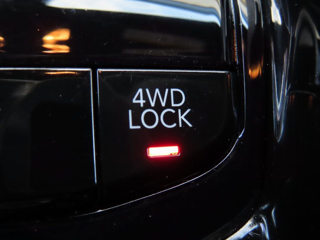 Certified 2023 Jeep Compass Limited AWD/4WD image 9