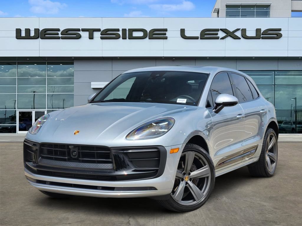 Used 2022 Porsche Macan AWD/4WD video 1
