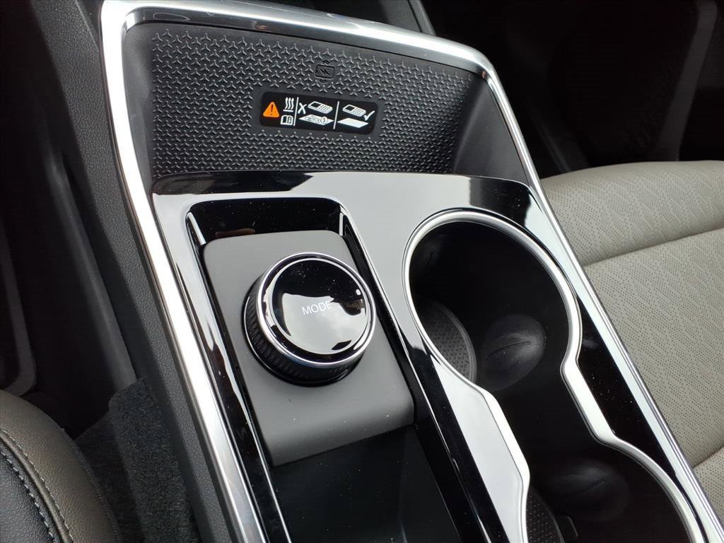 New 2026 Chevrolet Equinox LT w/ Convenience Package II image 9