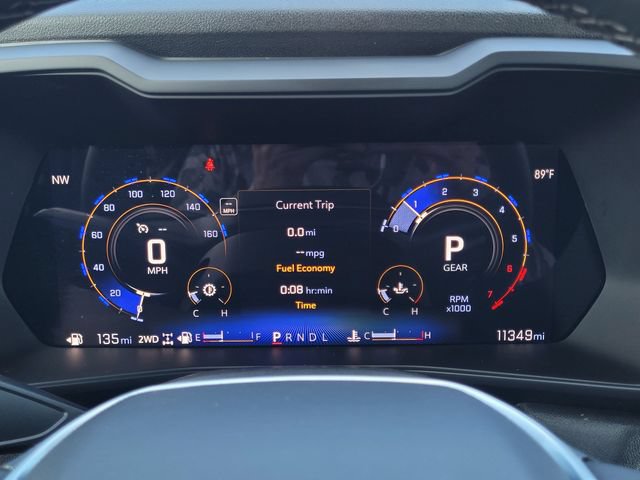 Used 2025 Chevrolet Colorado Trail Boss AWD/4WD image 23