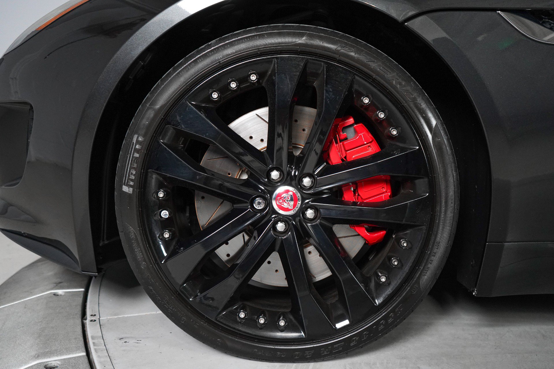 Used 2015 Jaguar F-TYPE S RWD image 5