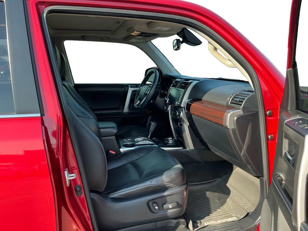 Used 2020 Toyota 4Runner Limited image 22