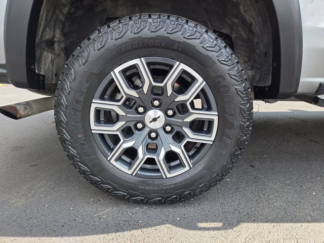 Certified 2023 Chevrolet Colorado Z71 w/ Z71 Convenience Package 2 AWD/4WD image 9