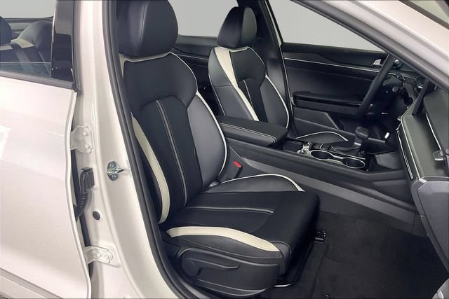 New 2026 Kia K5 GT-Line image 12