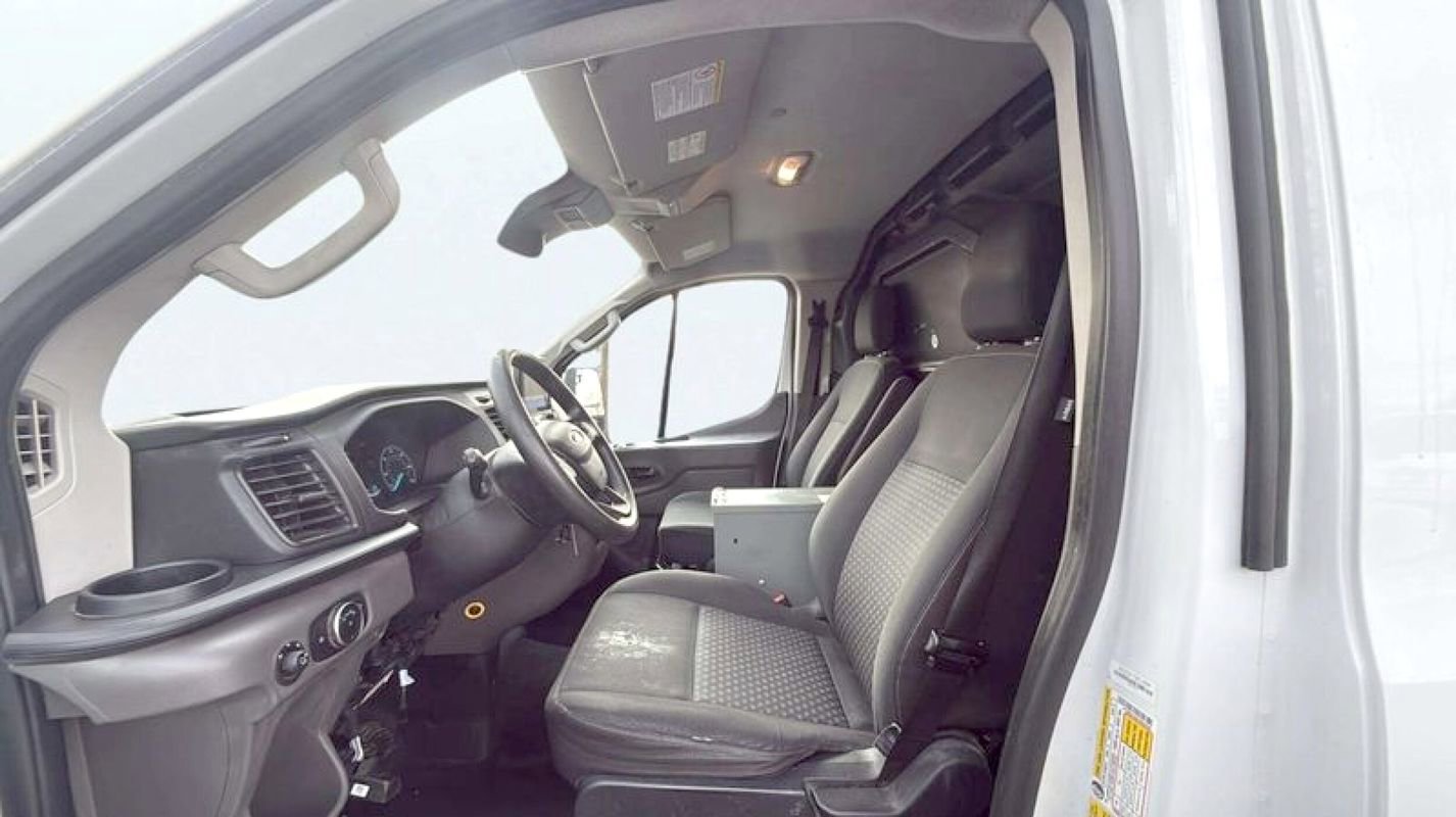 Used 2020 Ford Transit 250 Low Roof AWD image 15