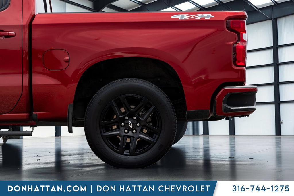Used 2022 Chevrolet Silverado 1500 RST w/ Convenience Package II AWD/4WD image 32