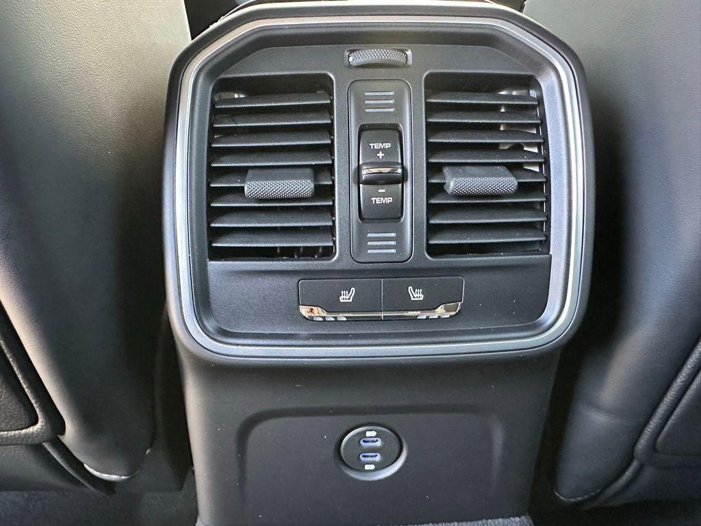 Used 2026 Porsche Macan S image 36