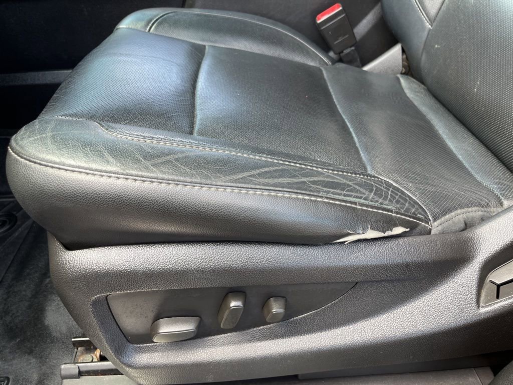 Used 2015 Chevrolet Suburban LTZ w/ Max Trailering Package AWD/4WD image 28