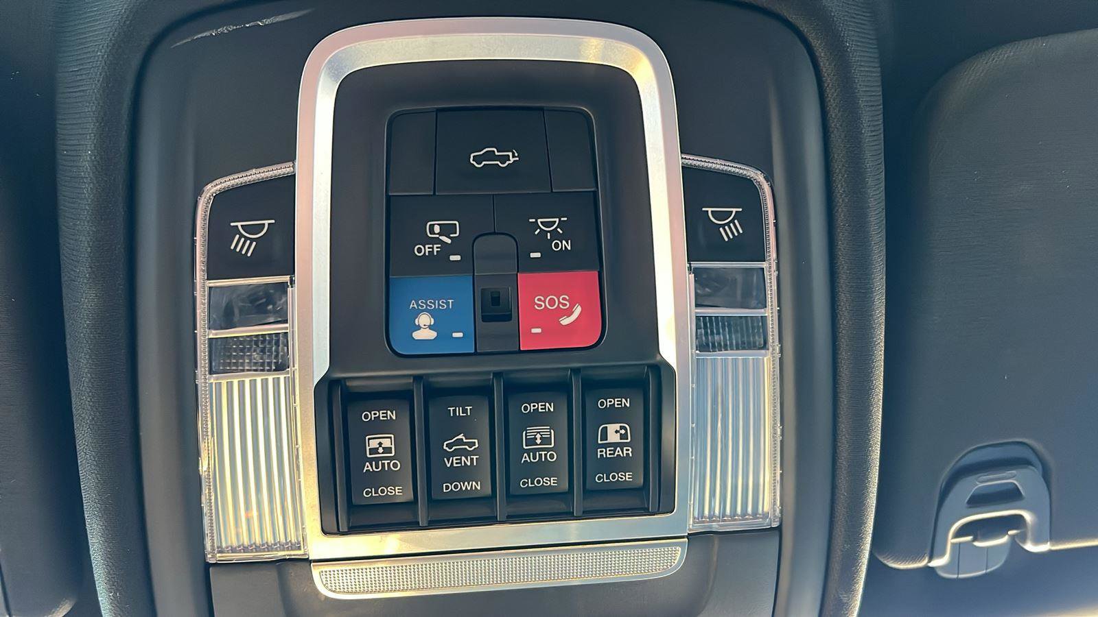 Used 2021 RAM 1500 Limited image 33