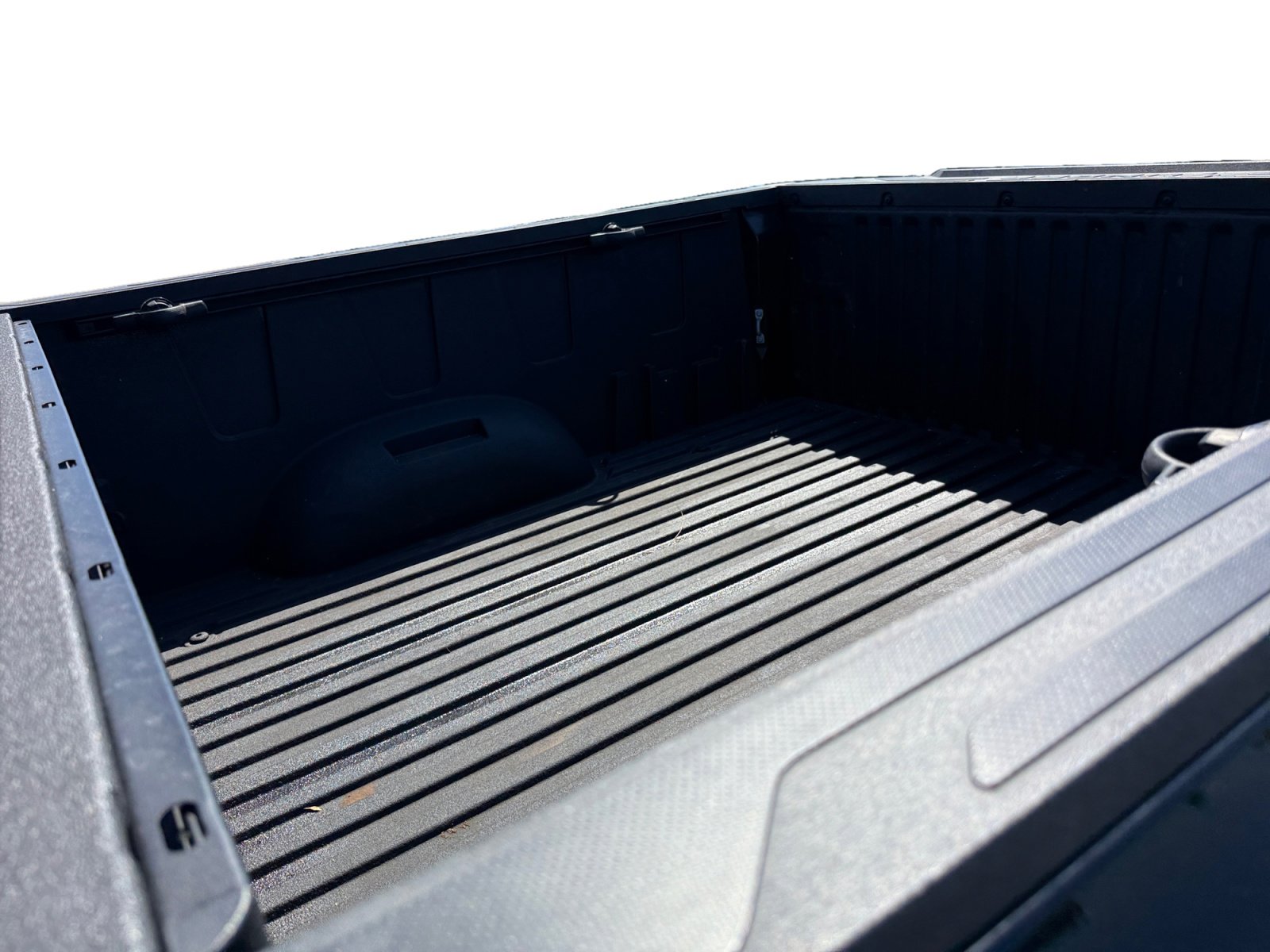 Used 2025 Toyota Tundra Limited AWD/4WD image 12