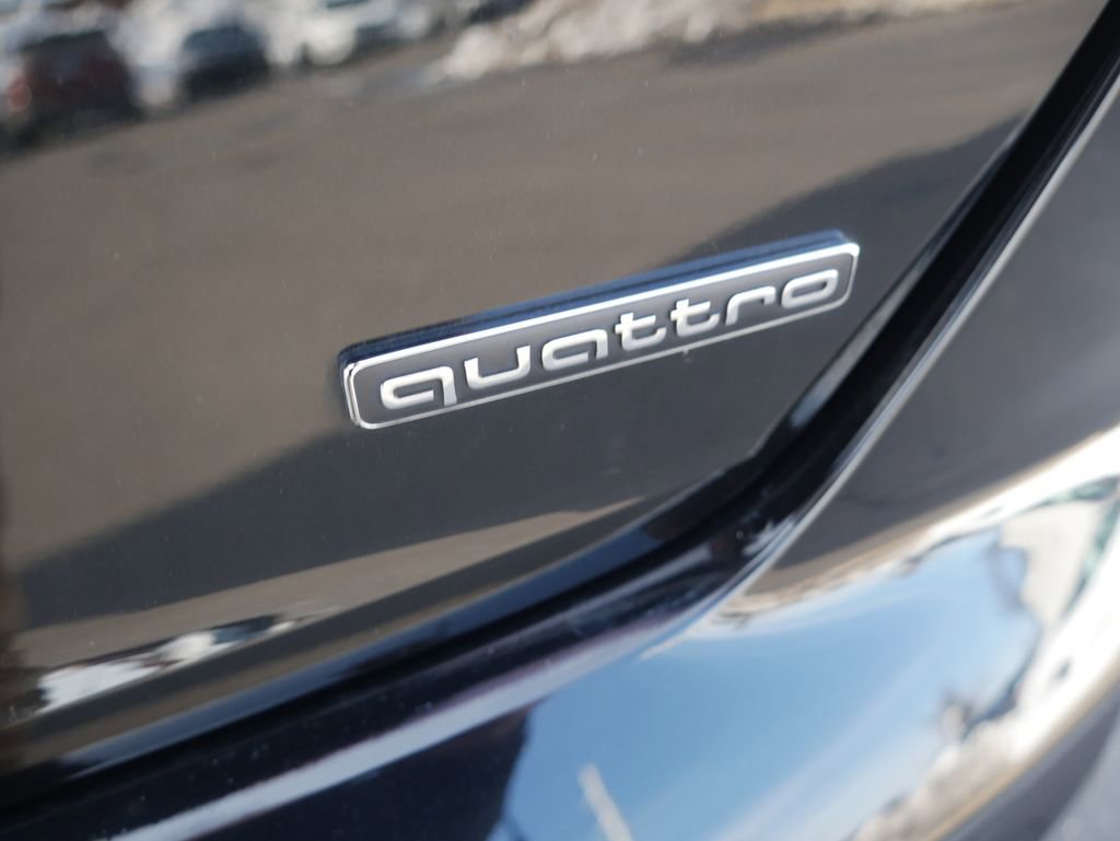 Used 2023 Audi A4 2.0T Premium w/ Convenience Package image 10