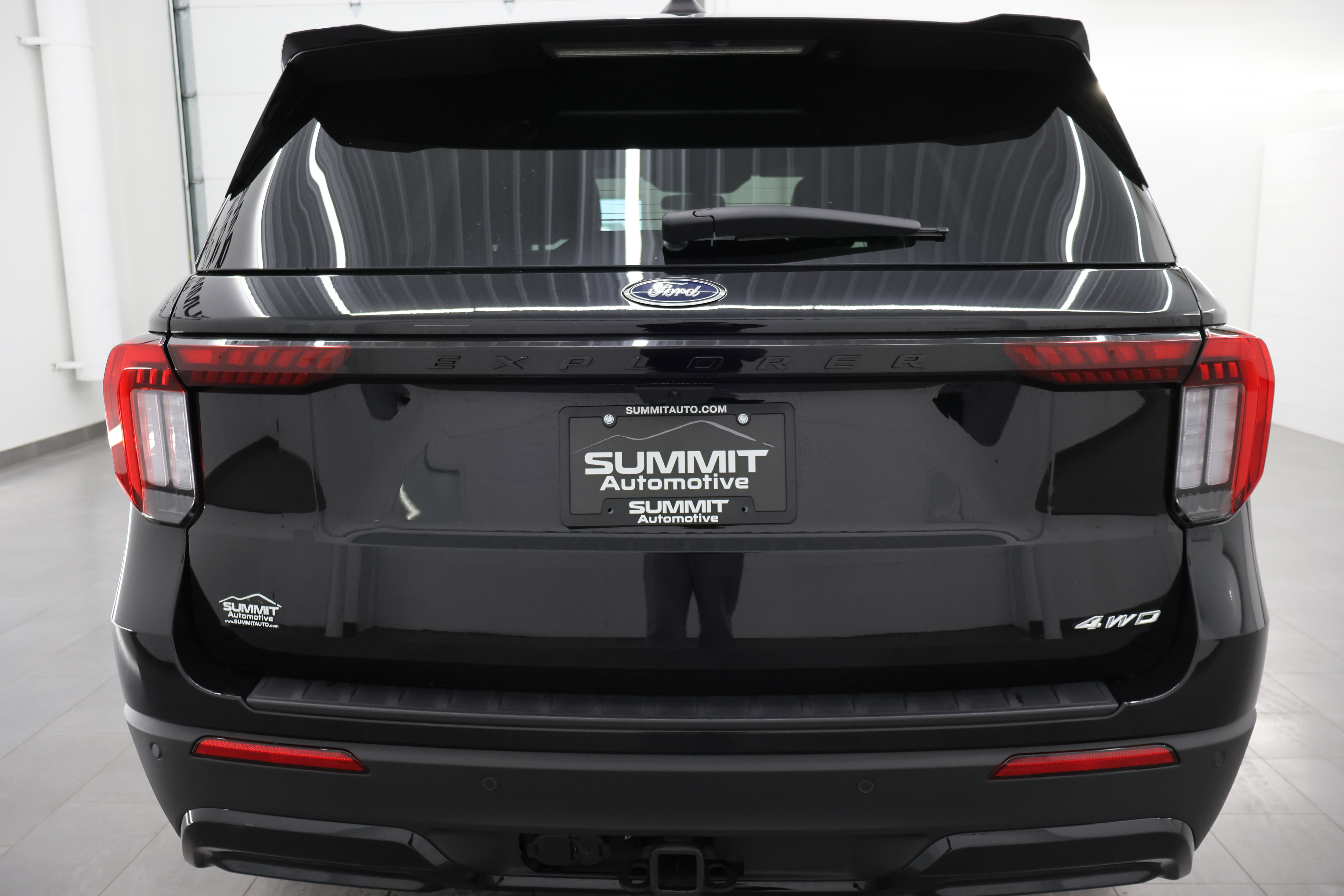 Used 2025 Ford Explorer ST-Line image 29