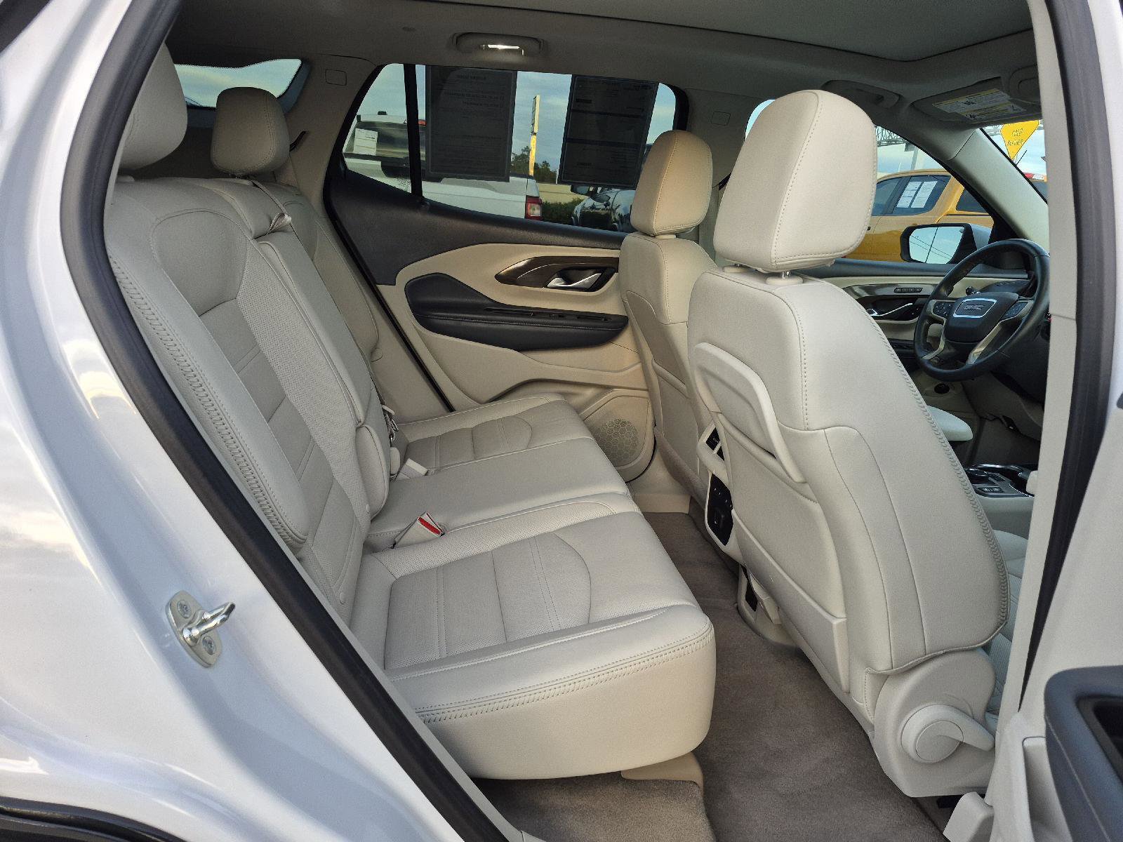 Used 2024 GMC Terrain Denali w/ Denali Premium Package image 28